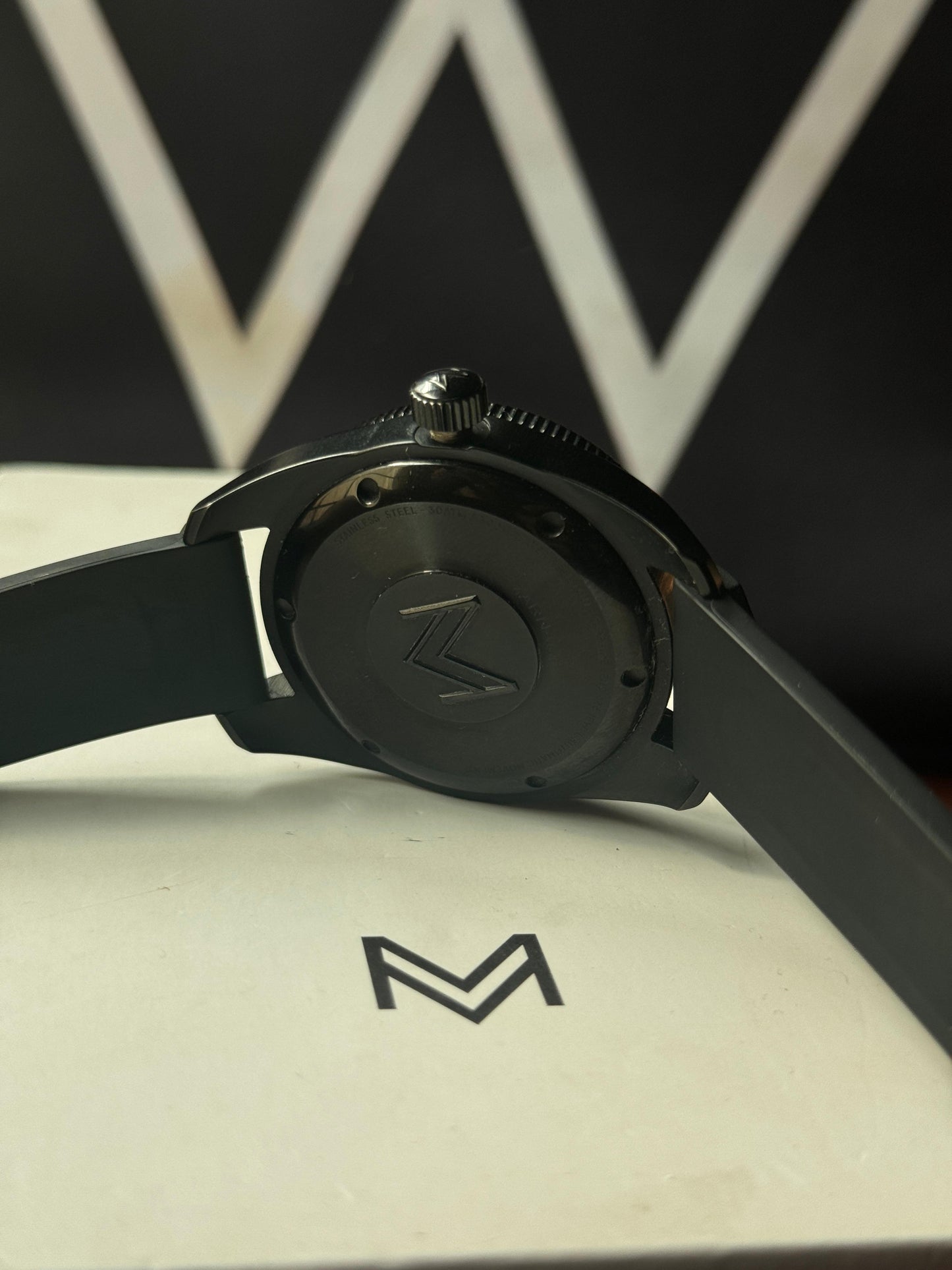 Marnaut Dark Surge 300B