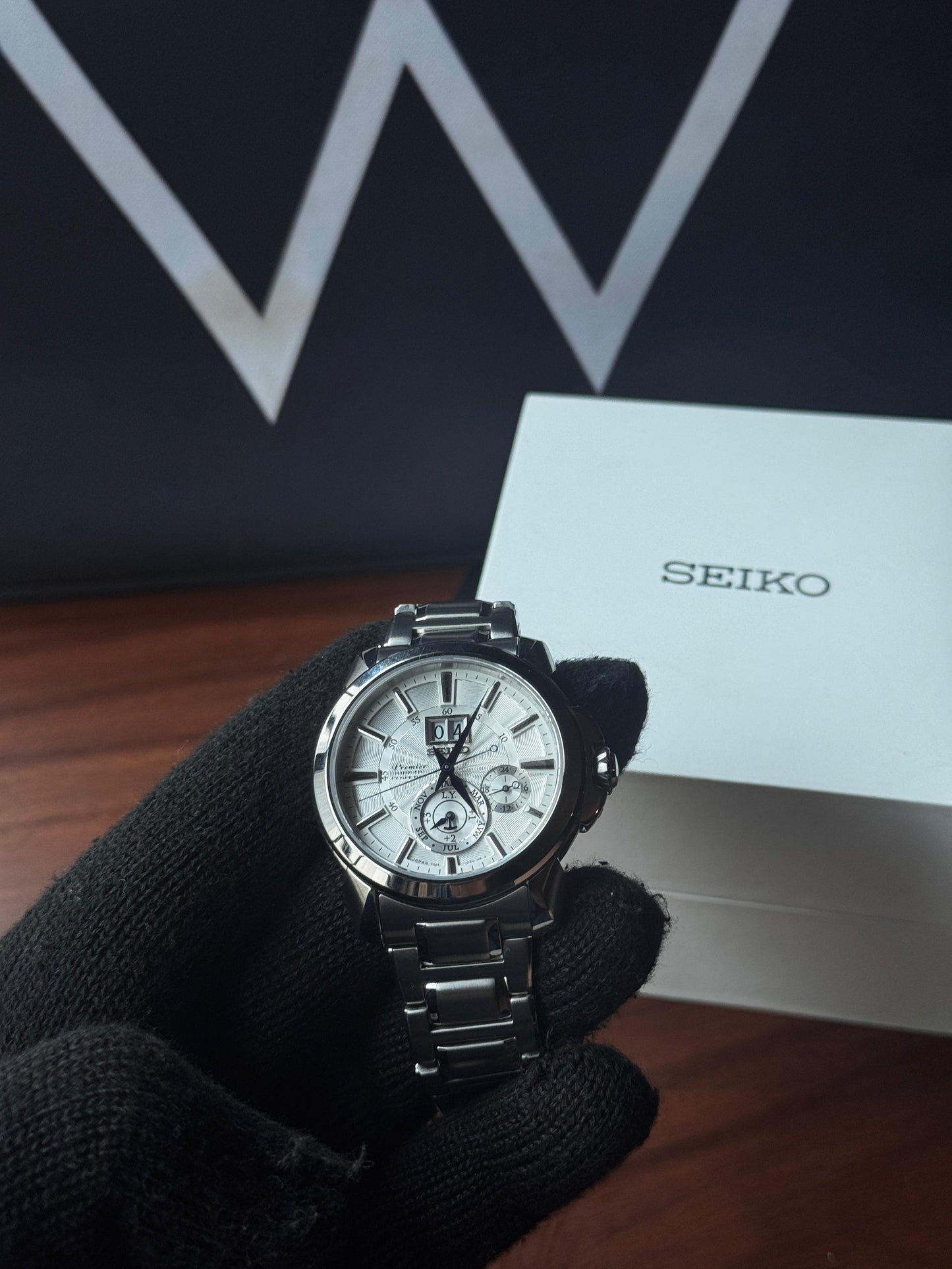 Seiko Kinetic Premiere SNP159P1