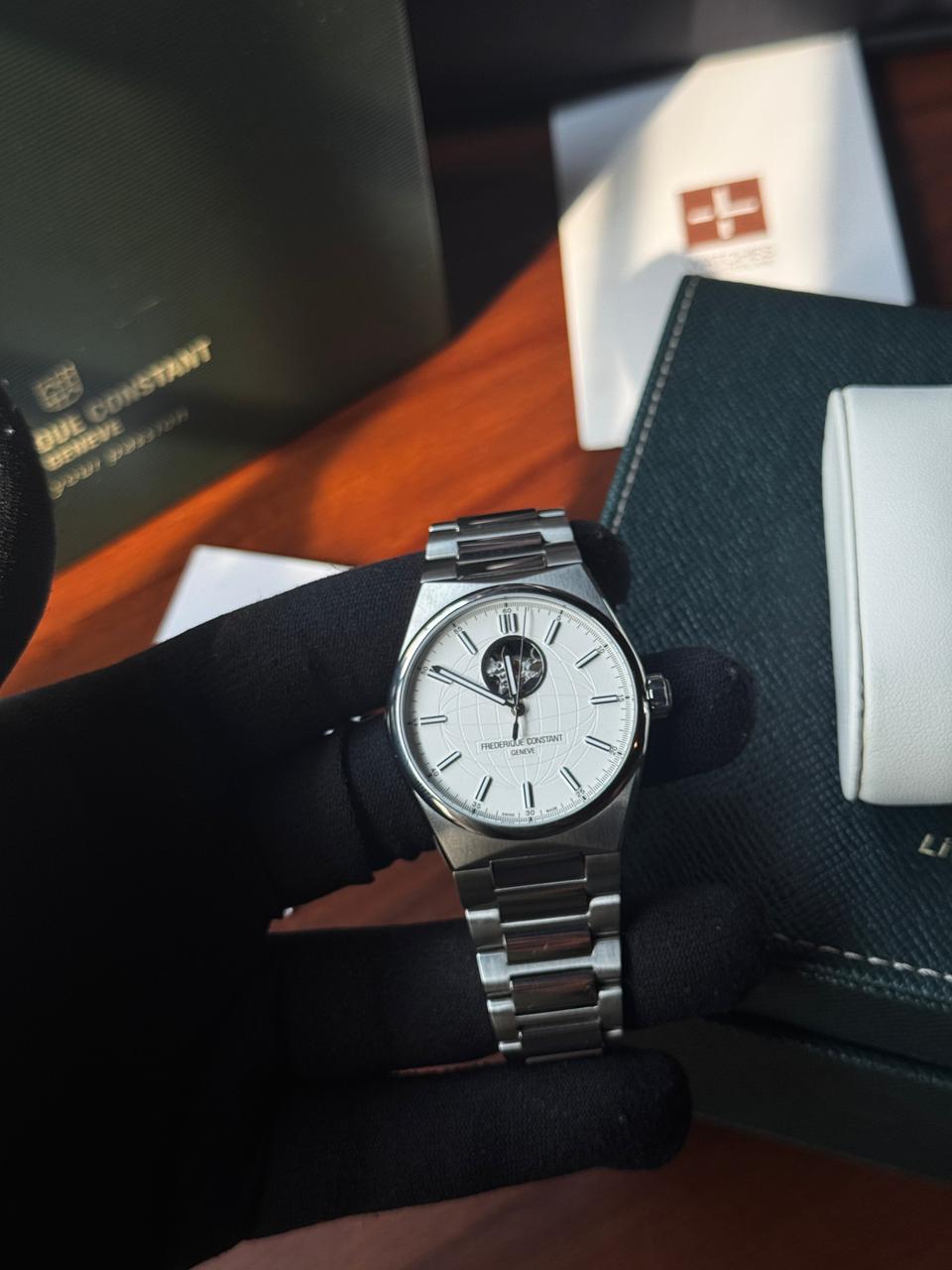 Frederique Constant Highlife FC-310S4NH6B