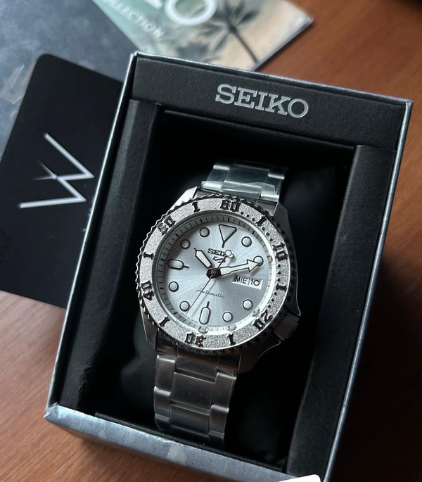 Iconic Watch
