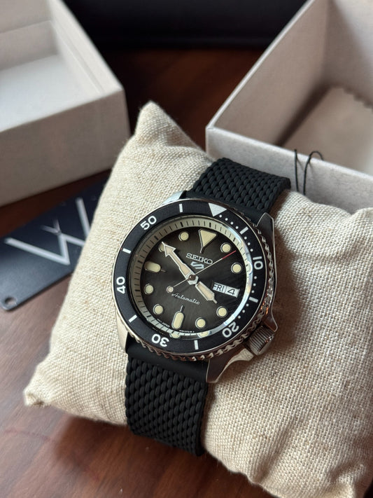 Seiko 5 Sports SRPD95