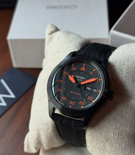 Seiko 5 Sports Flieger SRPH33K1