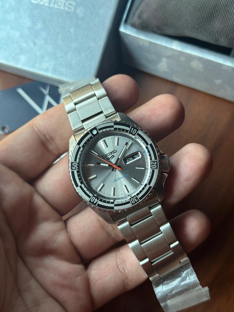 Seiko 5 Sports Special Edition SRPK09