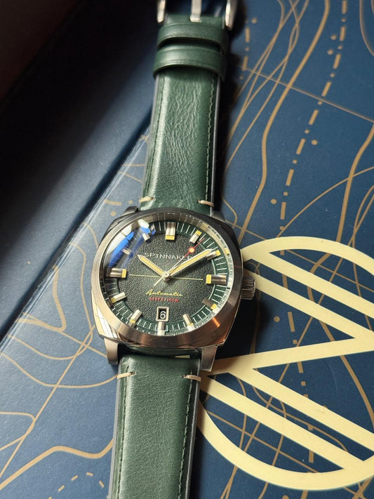 Spinnaker Hull Cascara Limited Edition SP5113-08