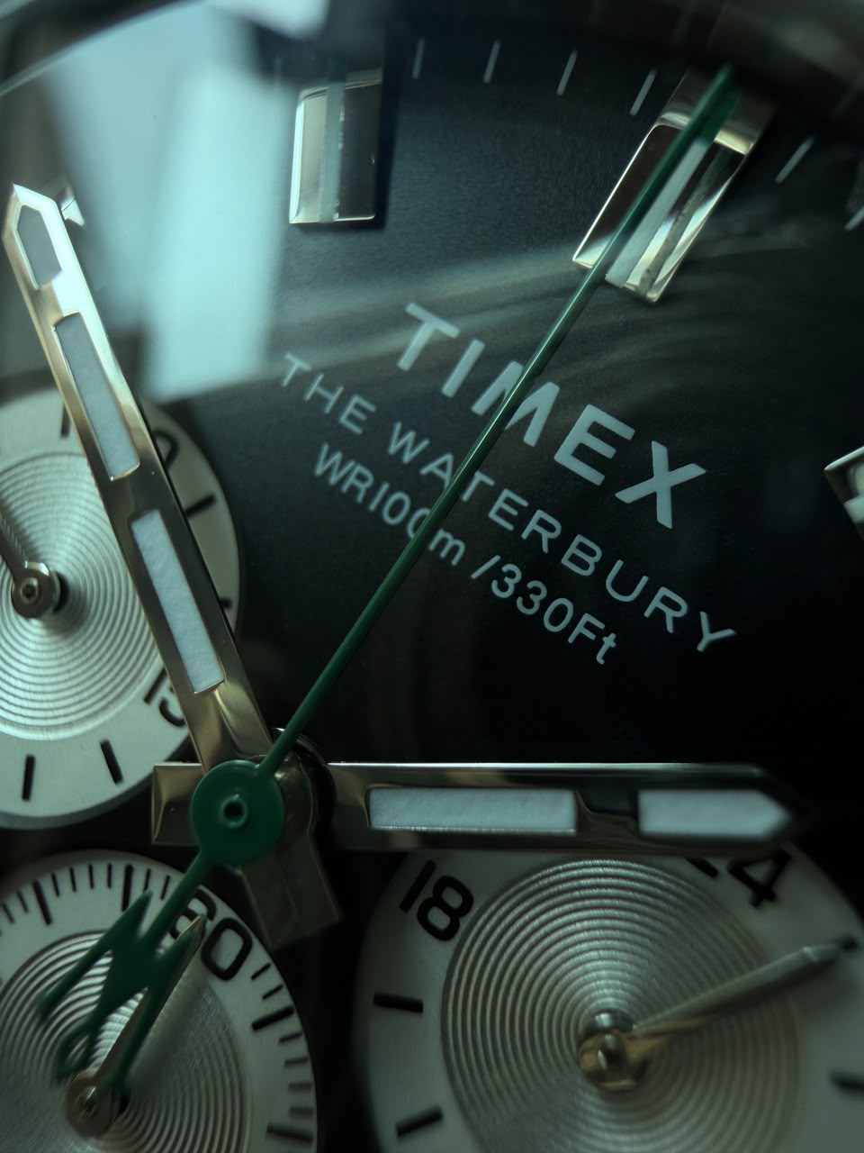 Timex Waterbury Chronograph TW2V42500VQ