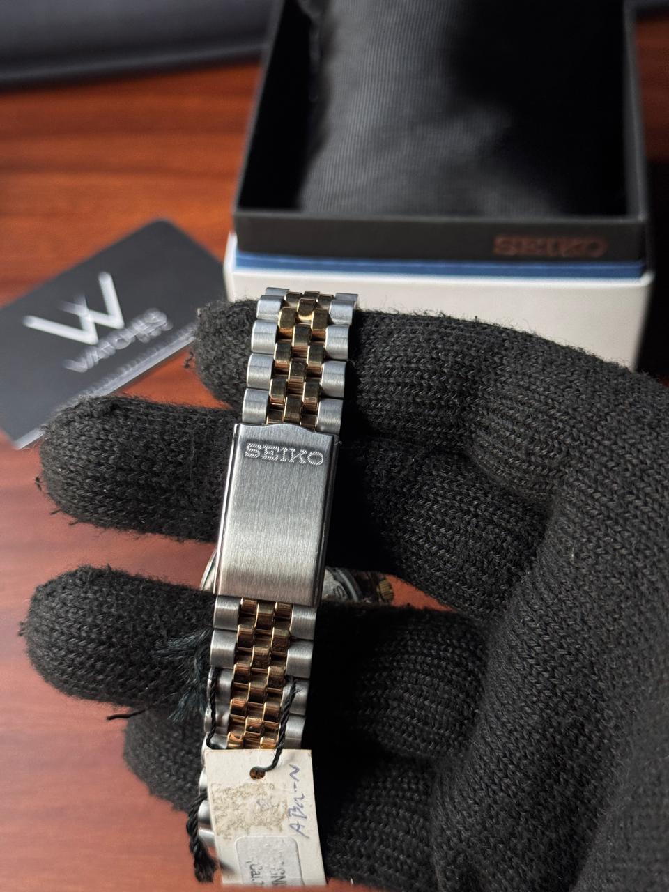 Seiko 5 Datejust SNXJ90