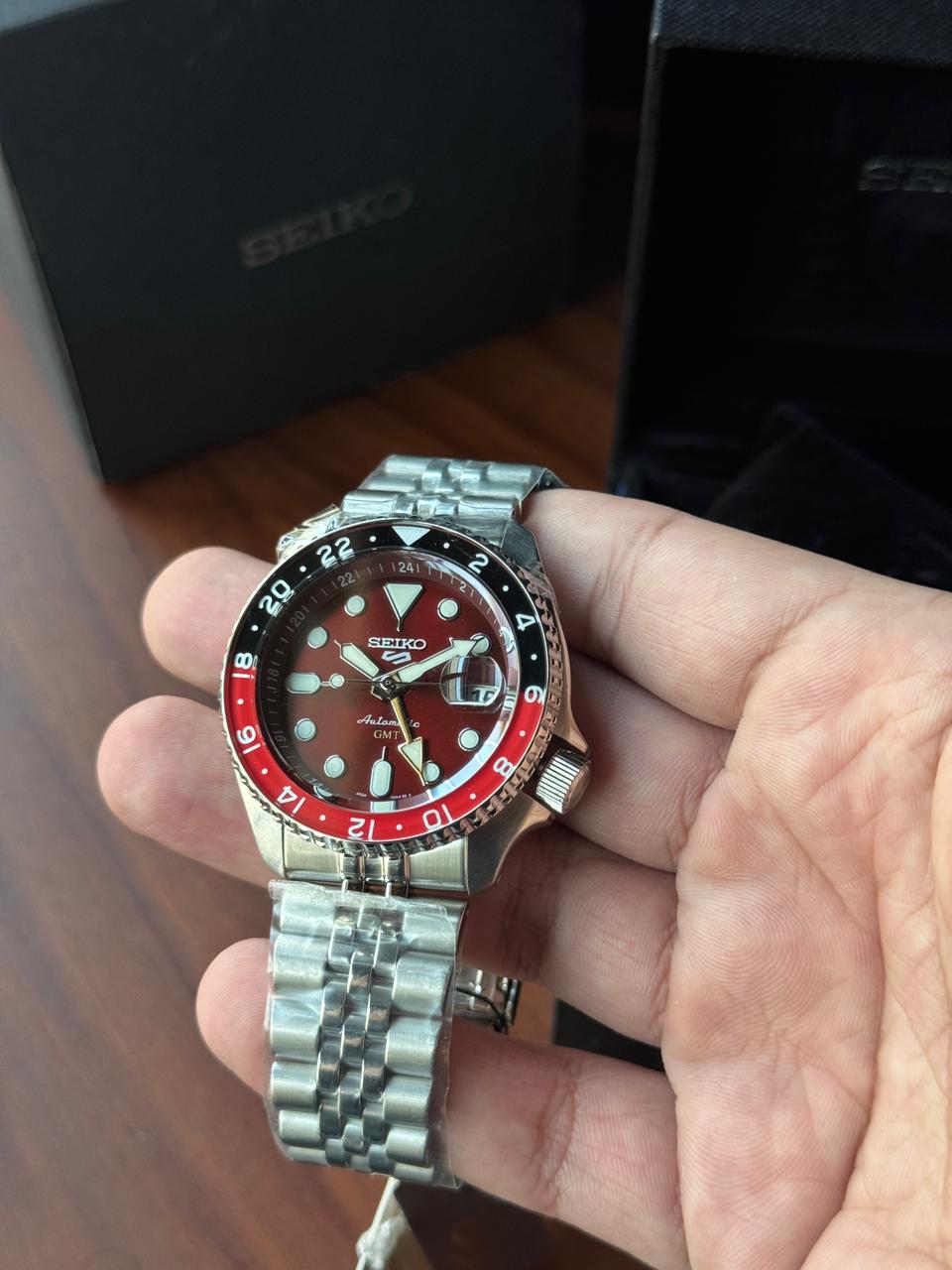 Seiko 5 Sports GMT SSK031 Limited Edition