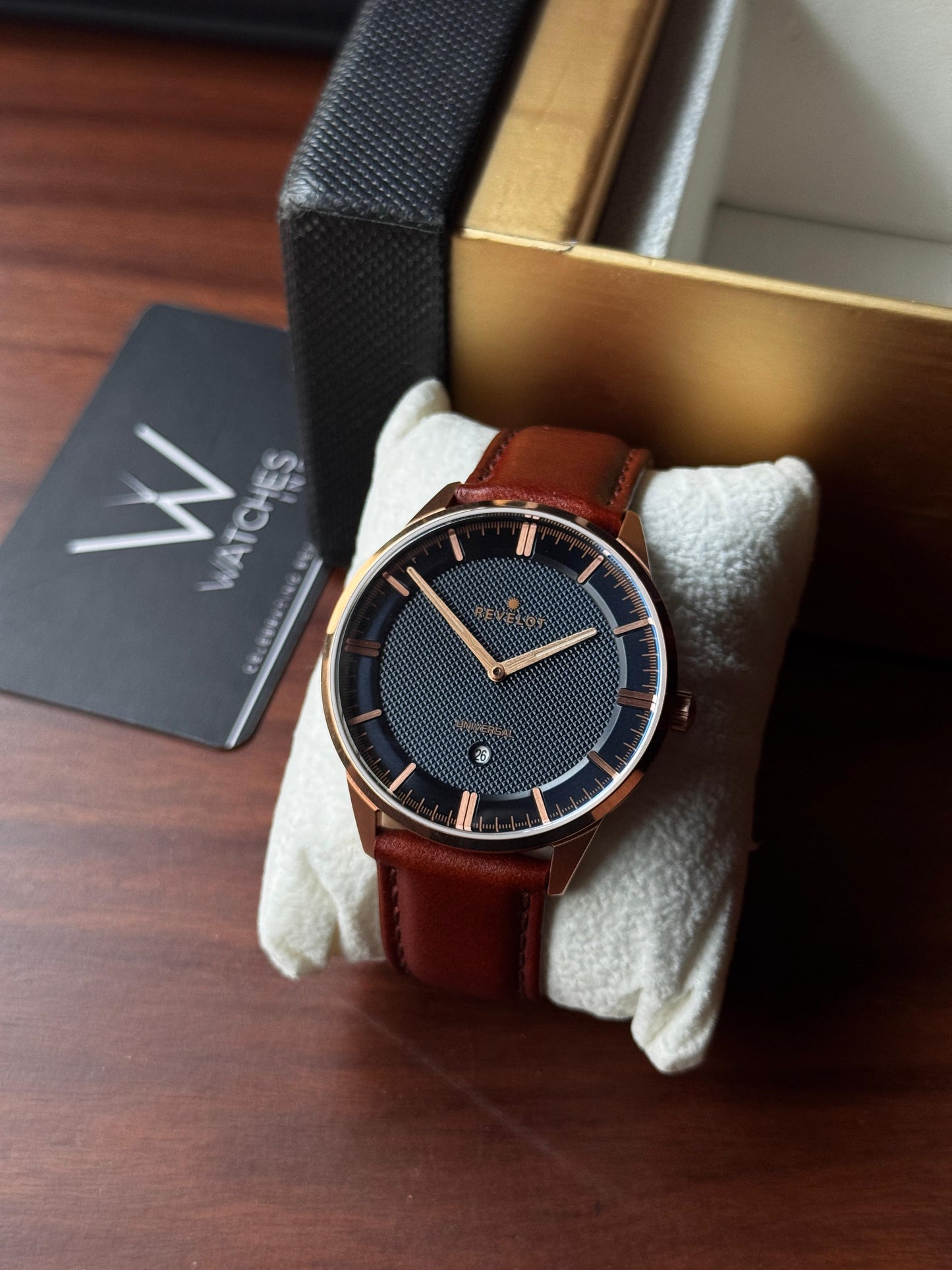 Revelot Universal Rose Gold 40mm Storm