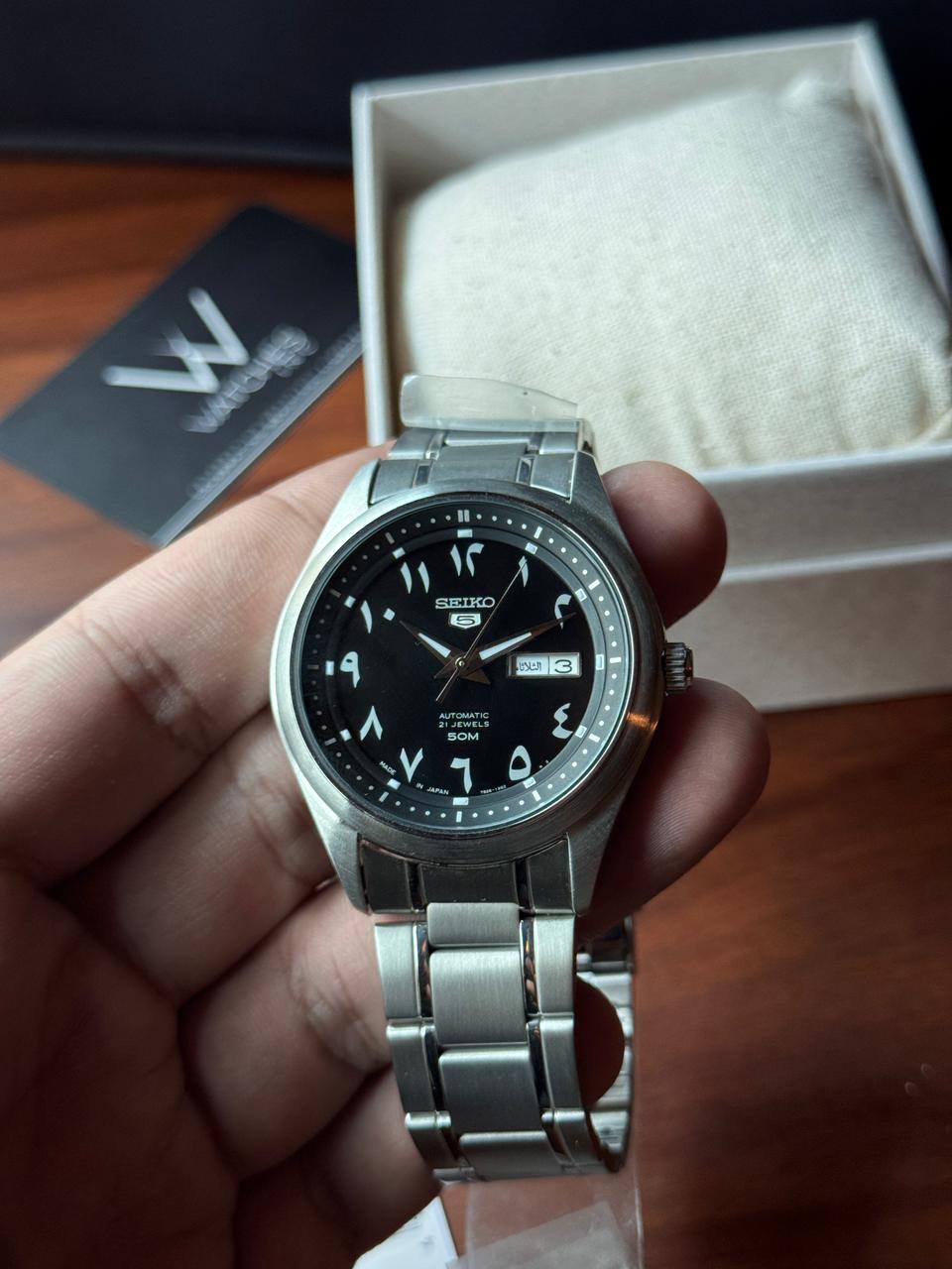 Seiko SNKP21J1 Arabic Dial