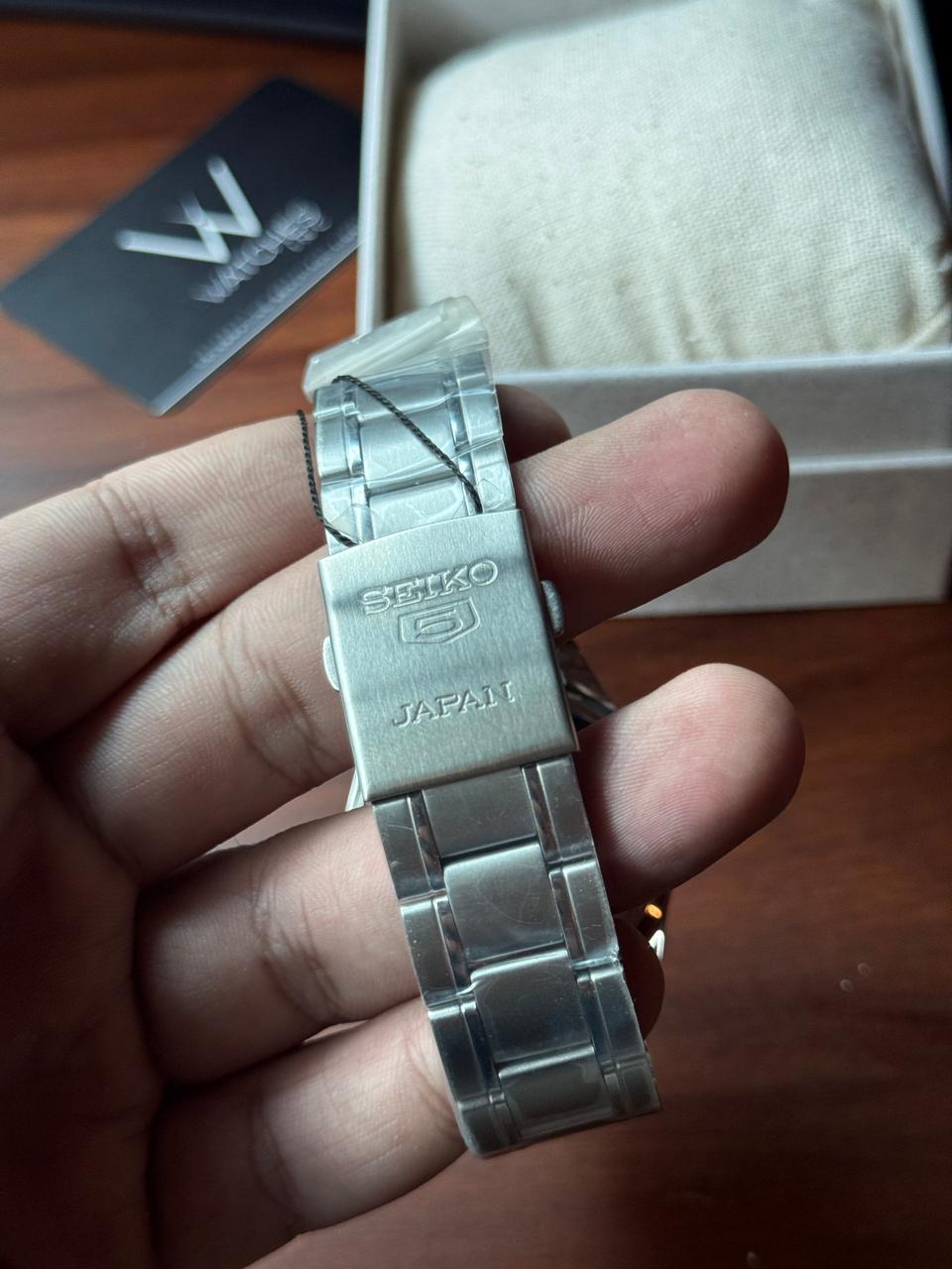 Seiko SNKP21J1 Arabic Dial