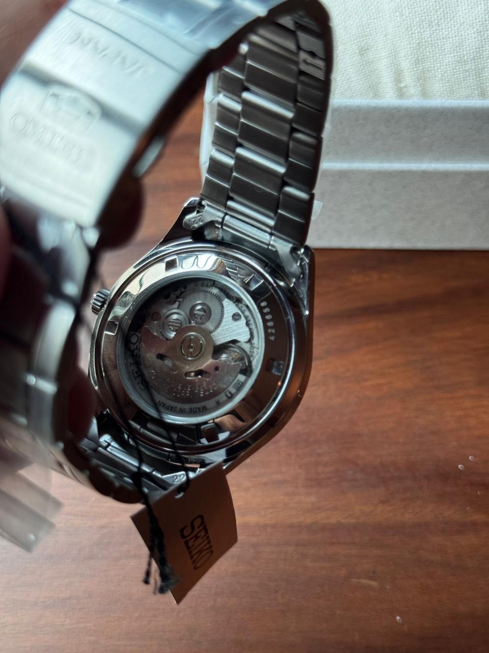 Seiko SNKP21J1 Arabic Dial