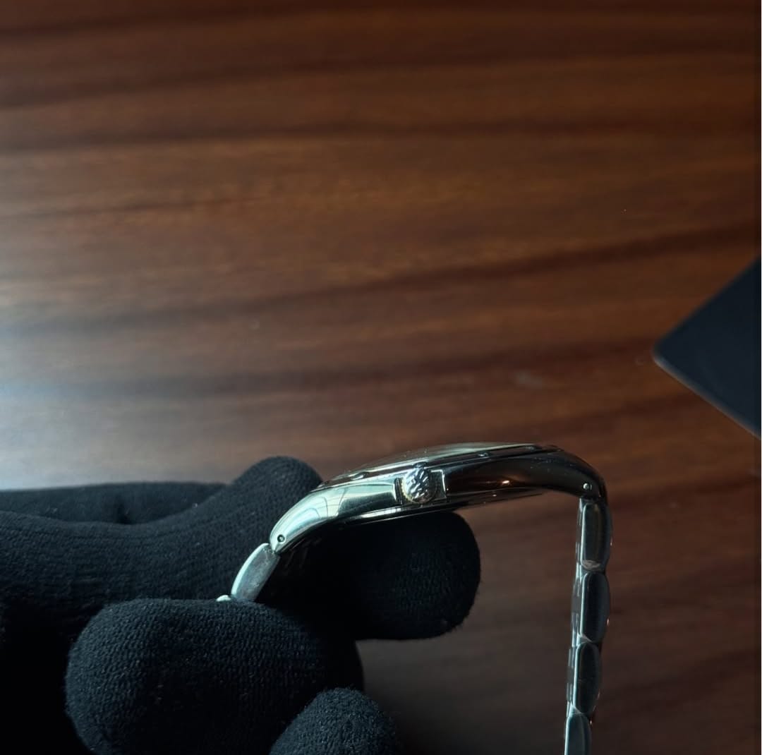 Vintage RW Tango 5590