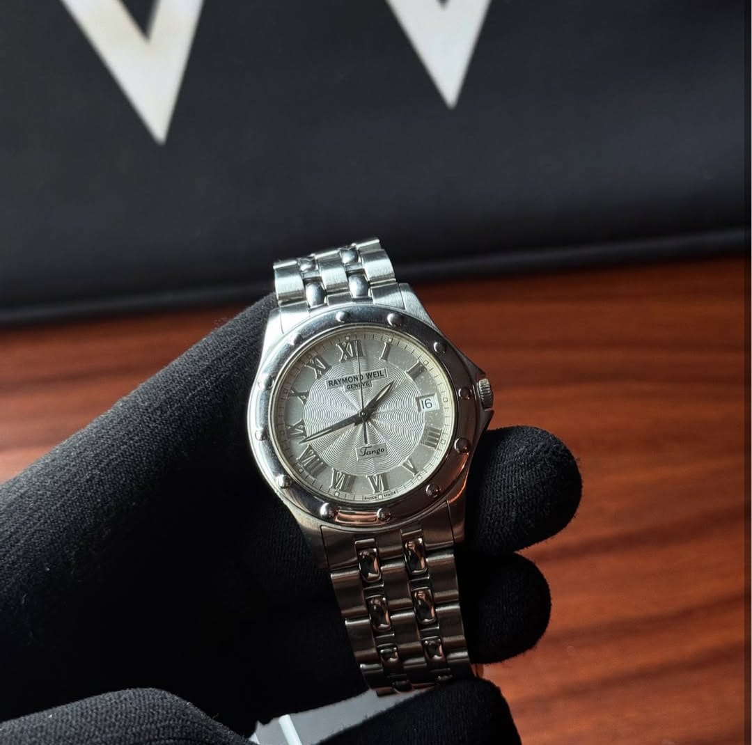 Vintage RW Tango 5590