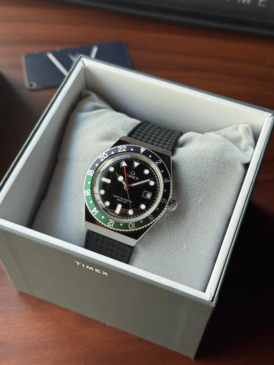 Timex Q GMT TW2W57500